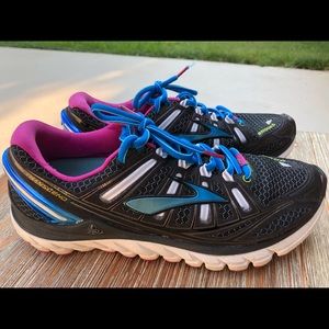 Brooks Transcend Women's 9